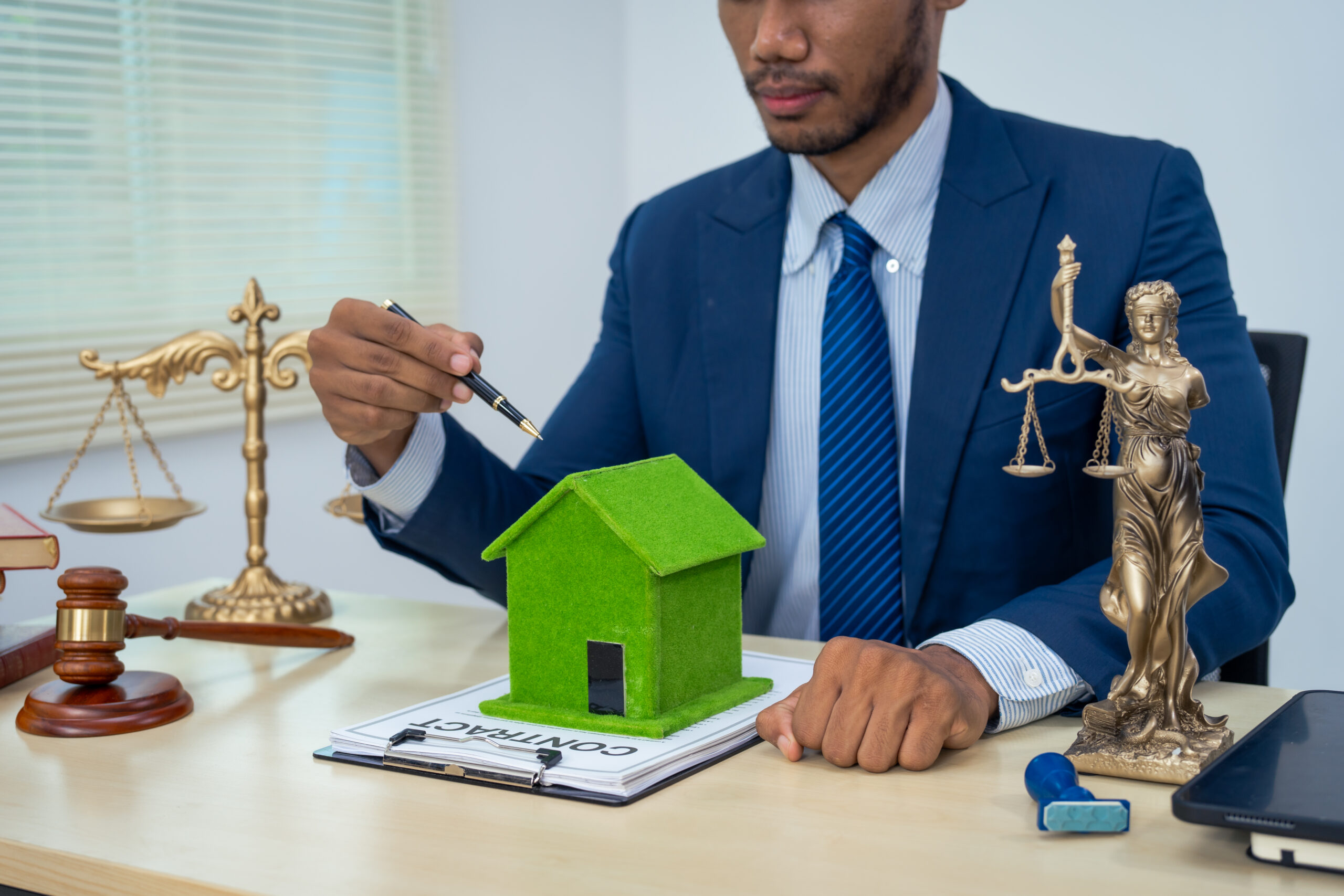 Hiring a Real Estate Lawyer in South Florida